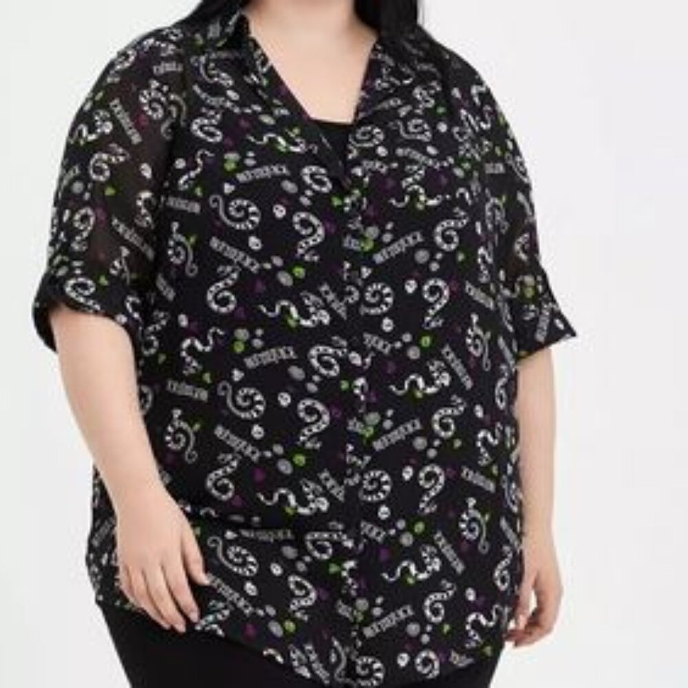 Torrid Beetlejuice Sandworm Button Down Tunic - Chiffon Black Plus Size